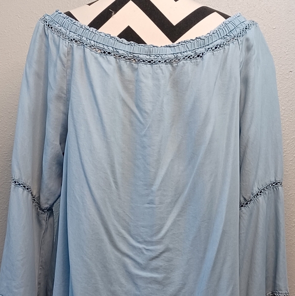 Soft Surroundings Boho Chambray Sz XL Off The Shoulder 3/4 Bell Sleeve Tunic Top - Picture 5 of 12